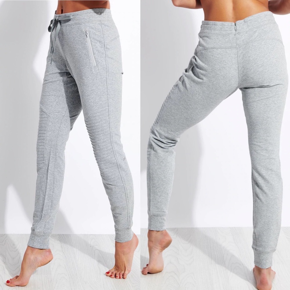 Alo Yoga | Urban Moto Sweatpant Dove Grey Heather Small